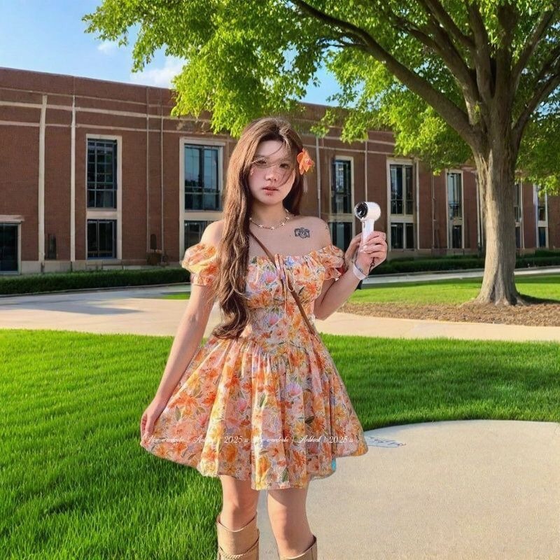 Off Shoulder Puff Sleeve Sundress - เดรสสั้นพิมพ์ลายดอกสีส้ม แขนพอง ทรงเอ สไตล์ลำลอง สำหรับใส่ไปเที่ยวชายหาด รุ่นใหม่ประจำฤดูร้อนปี