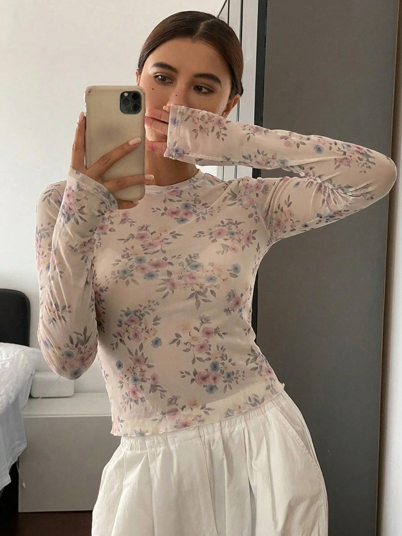 เสื้อยืดแขนยาวผ้าตาข่ายพิมพ์ลา - Blouses บทวิจารณ์และราคา