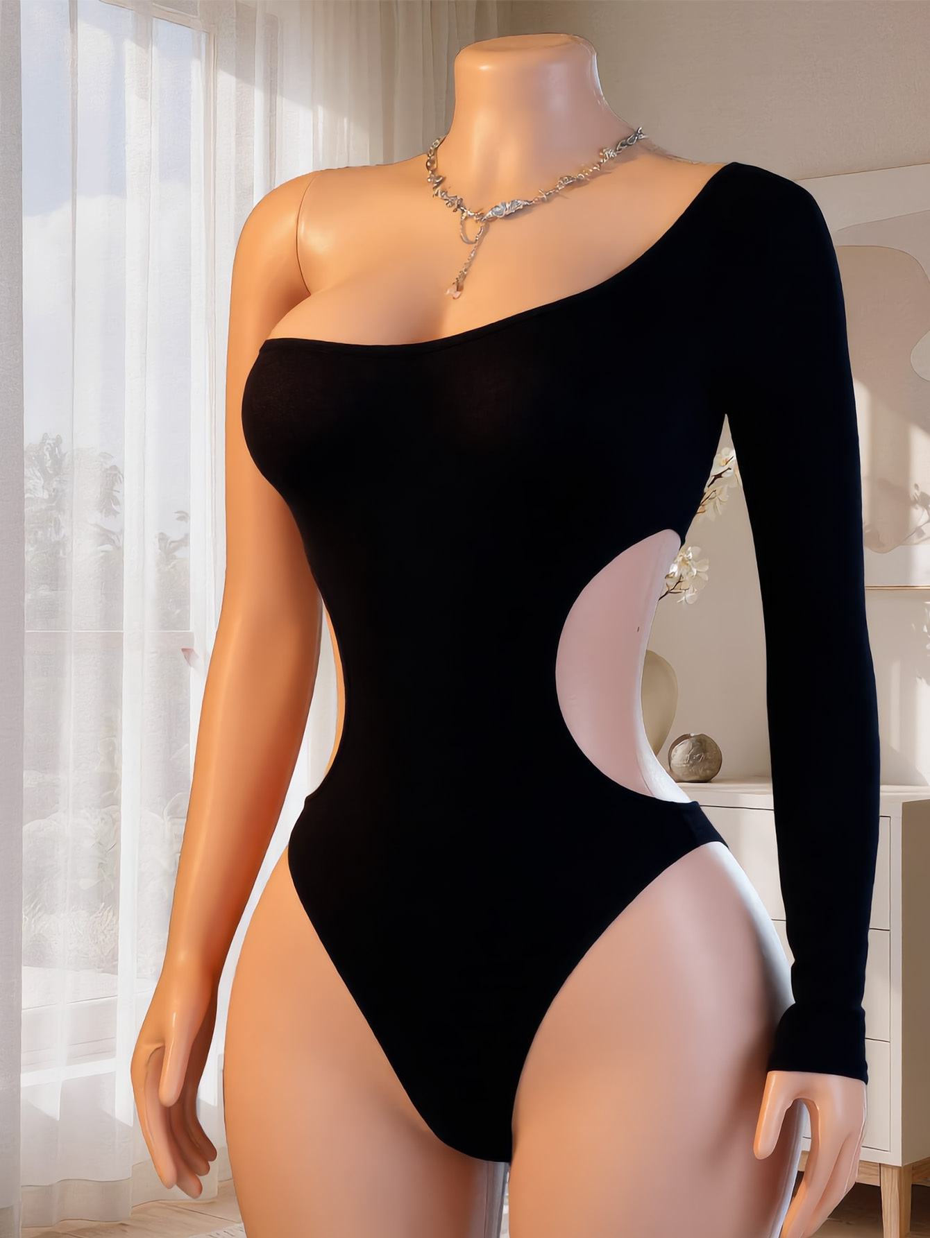 ชุดบอดี้สูทผู้หญิงแบบไหล่เดียว - Lingerie บทวิจารณ์และราคา