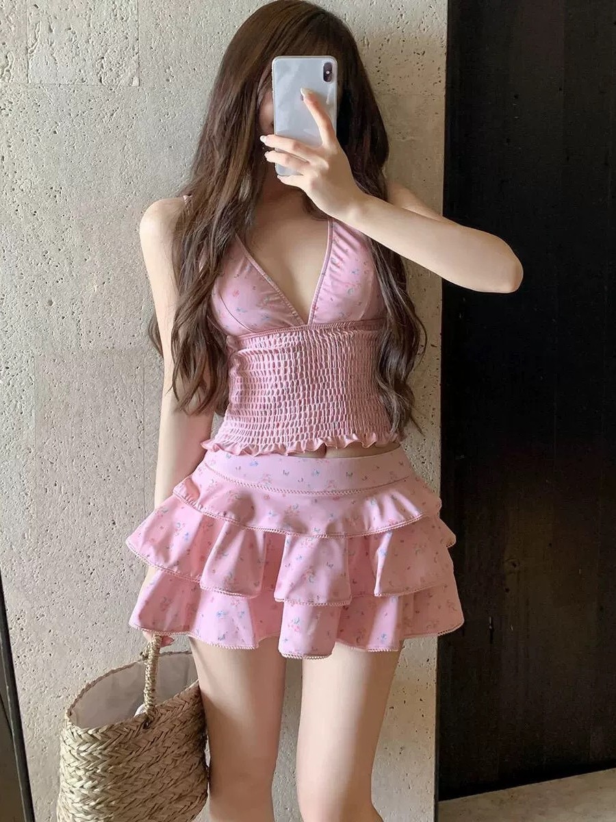 ชุดว่ายน้ำผู้หญิงสำหรับฤดูร้อน - Skirts บทวิจารณ์และราคา