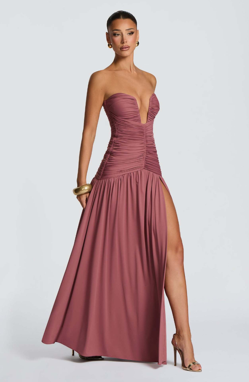 เดรสยาวทรงเข้ารูป ผ้าซาติน จับ - Elegant Satin Evening Gown Split บทวิจารณ์และราคา